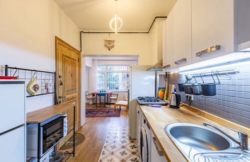 Cihangir Apartamento | Vibrant Flat in Cihangir with Central Location
