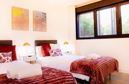 Nueva Milla de Oro Apartamento | Apartment Estepona, 2 bedrooms, 4 persons