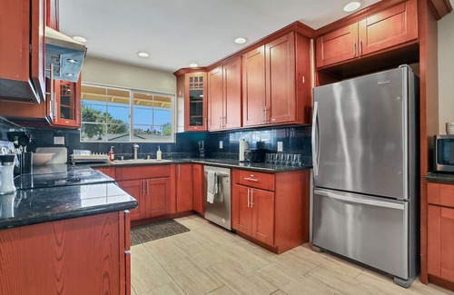 Livermore Casa | Livermore's Best: Spacious Family Home with Patio and Yard