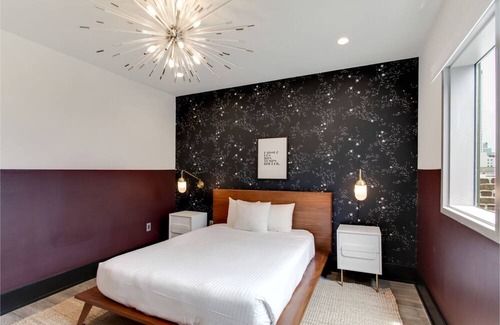 Central Business District Casa | Roami at The Brandywine | Pool | 2 Bed Penthouse