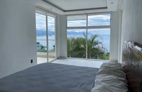 Zona sur Apartamento | Enjoy the best view of Puerto Vallarta, in the most exclusive area