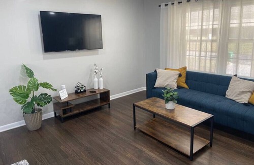 Decatur Casa | Brand New 5 Bedroom in Atlanta's East Side