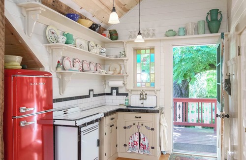 Woodstock Casa | Make you vacation special in our restored carriage house loft