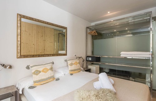 Sant Gervasi Apartamento | My Space Barcelona Apart. with private terrace in Sant Gervasi on seasonal basis