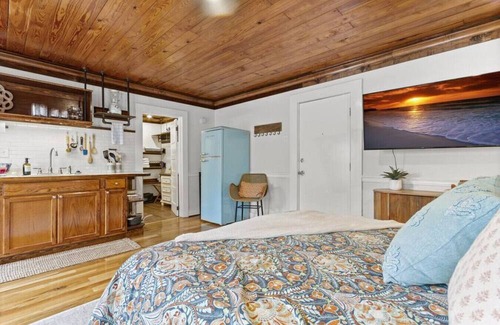Downtown Apartamento | Eclectic Downtown Studio w/Free Parking