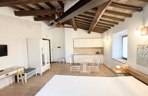 Limiti Villa | 11 Guests - Vacation Villa With Private Pool and Private Garden