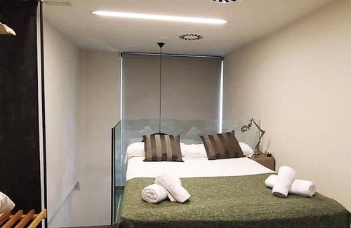 el Fort Pienc Apartamento | My Space Barcelona Studio near Arc de Triomphe in a building with swimming pool