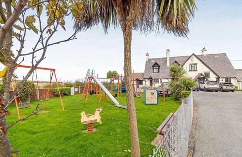 Bacton Casa | 4 bedroom accommodation in Bacton-on-Sea