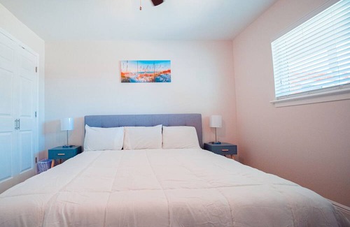 Biloxi Apartamento | 💥👣WALK 2 SHORES | 2BR SLEEPS 6 & NEARBY CASINOS