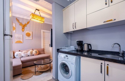 Goztepe Apartamento | Gorgeous Flat Close to Bagdat Avenue in Kadikoy