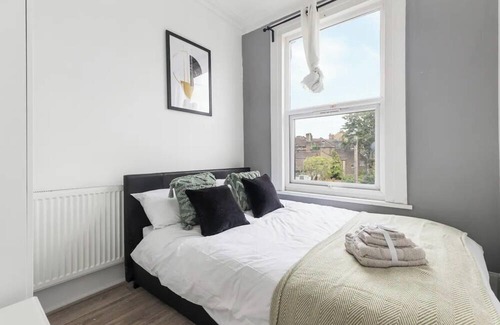 Walthamstow Apartamento | Chic 3BD Flat - 5 Mins to Walthamstow Central!