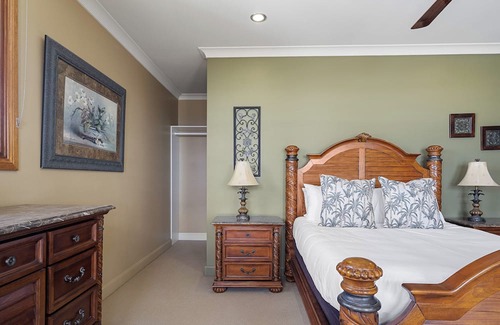 Swan Bay Casa | Casa Pacifica - A trip to Spain, 2 Hours From Sydney. Luxury Waterfront Villa, Escape, Relax, Reset.