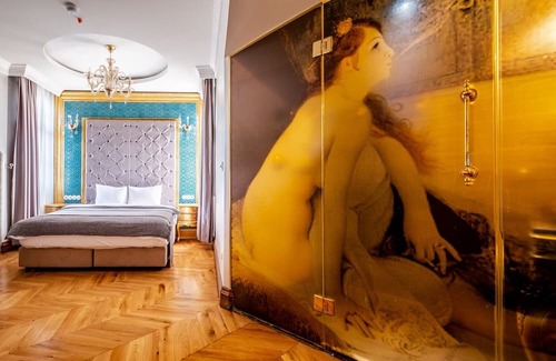 Beylerbeyi Casa | Studio w Garden in Historic Mansion in Beylerbeyi