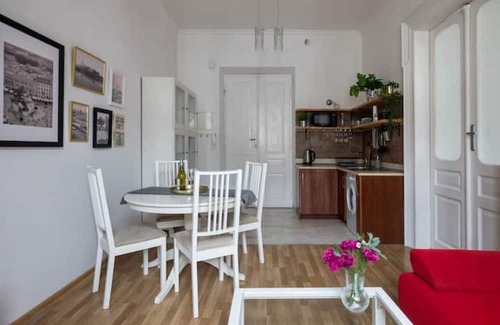 Warszawskie Apartamento | Apartment in the city center of Krakow | Next to the Main Station