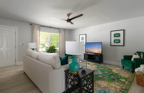 High Point Casa | Gorgeous 4BR *Brand New Home* 4min to Market & HPU