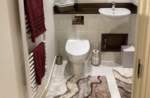 Waddon Apartamento | Stylish and spacious apartment.