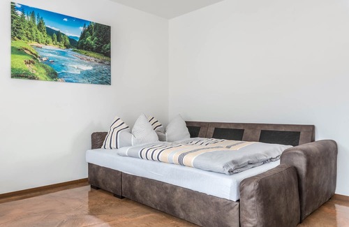 Baselga di Pine Apartamento | Apartment 'Casa Ravanelli 3' with Mountain View and Shared Terrace