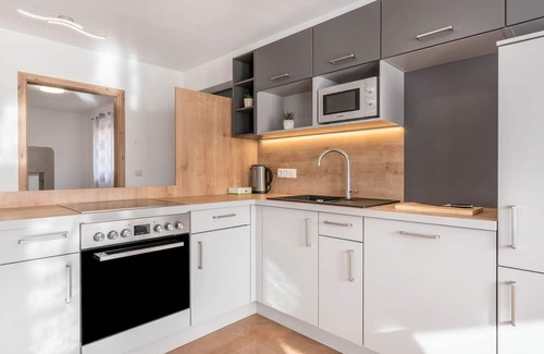 Baselga di Pine Apartamento | Apartment 'Casa Ravanelli 3' with Mountain View and Shared Terrace