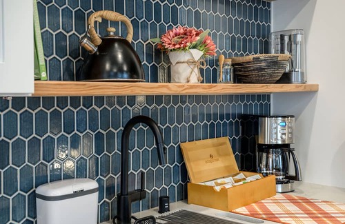 Old Ballard Casa | Modern Industrial Home in Ballard, Walk Score 95 to Ballard Downtown!