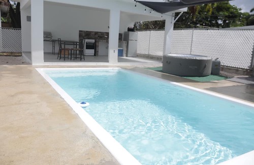 Jobos Casa | MIRAMAR 542