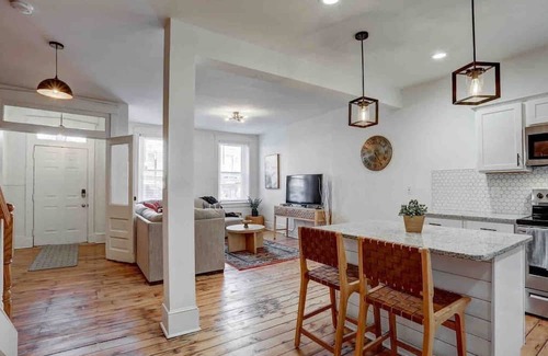 Historic Downtown Lancaster Casa | Beautiful Boho Villa on Vine in the heart of Lancaster