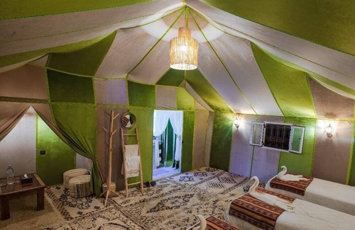 Taouz Alquiler De RV | Morocco désert Camp