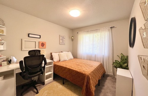 Forest Grove Casa | WFH Zen Den Near McMenamins