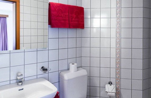 Grindelwald Apartamento | Nice apartment for 2 people with WIFI, TV, pets allowed and parking