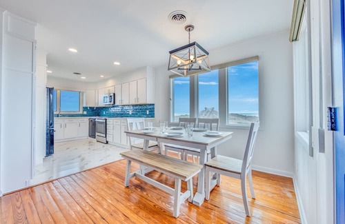 Hatteras Casa | On Special - Oceanfront Dog Friendly Home with Nearby Access to the Beach