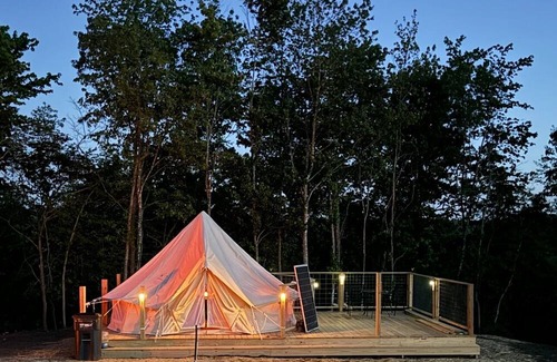 Horse Cave Apartamento | 10 point landing: Mammoth Cave Glamping Sublimity