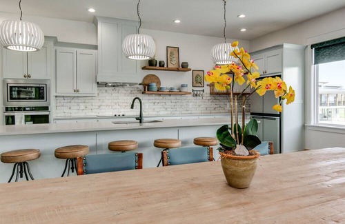 Glenwood Casa | Surf Shack on the Caddo
