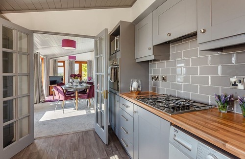 Rhyd-y-foel Cabina | 2 bedroom accommodation in Abergele