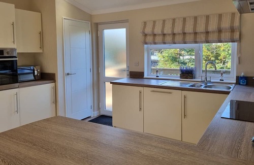 Little Weighton Cabina | 2 bedroom accommodation in Little Weighton, Nr Beverley