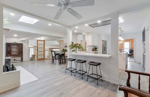 Cameron Otro | Modern Country Retreat in Kawartha Lakes