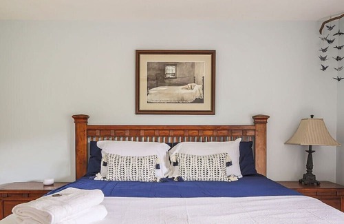 Staunton Casa | Ridgeview Retreat: Mountain Views and Pet Friendly