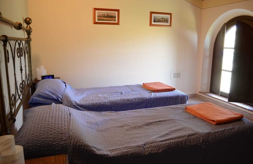 Peccioli Casa | LUXURY COTTAGE IN TUSCAN ESTATE - POOL - NEXT TO A GOLF COURSE! (MORAIOLO)