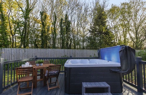 Arnold Cabina | 2 bedroom accommodation in Skirlaugh, Nr Hull