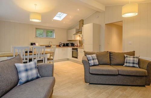 Woolverstone Cabina | 3 bedroom accommodation in Woolverstone, Ipswich