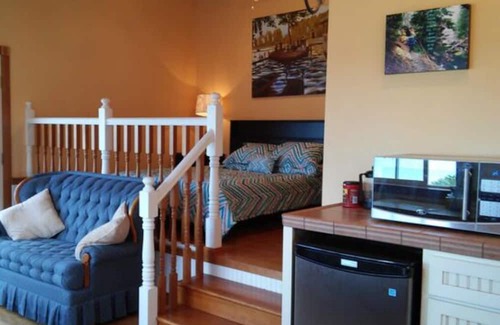 Shelton Casa | Beach Casita - Allyn Inn