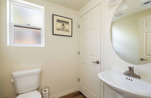 Flagstaff Casa | Flagstaff Adventure Getaway! Trail Access, Central A/C, New Home Built in 2023!