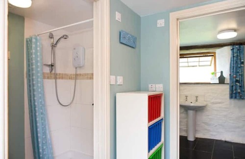 Lanteglos Cabina | Yurts Cornwall - Tremeer Farm