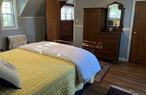Dunkirk Casa | Lovely 3 BR Cape Cod House Near Beach
