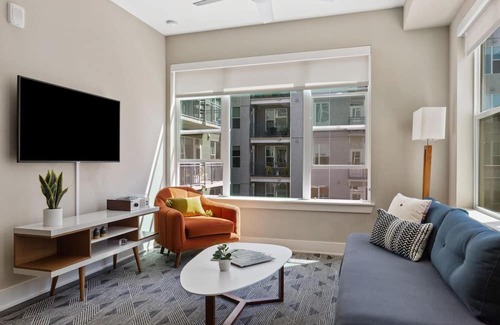 LoDo Apartamento | Denver | Charming 1BD/1BA Riverfront Apartment