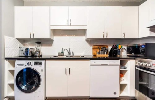 Kensington Apartamento | Kensington Modern 2 Bedroom Apartment- Parking Included