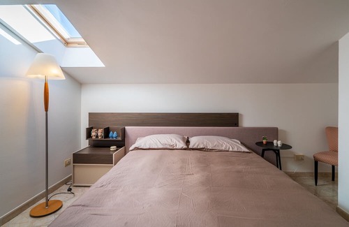 Tiche Apartamento | Apartment 'Appartamento A Ficu Pala Siracusa' with Sea View, Wi-Fi and Air Conditioning