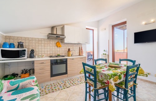 Tiche Apartamento | Apartment 'Appartamento A Ficu Pala Siracusa' with Sea View, Wi-Fi and Air Conditioning
