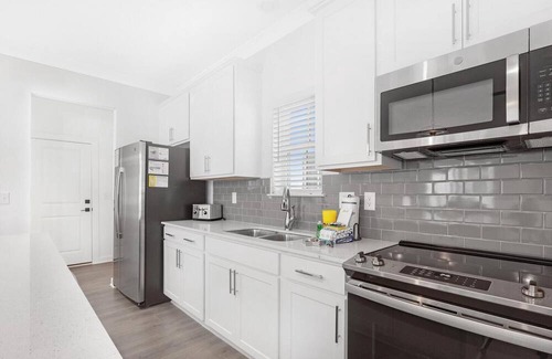 Orange Beach Casa | Hidden Gem! 3br/2.5ba Home/Pool/Near Beach/Slps 10