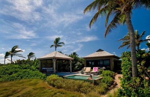 Frigate Bay Cabaña | PRIVATE Luxury Oceanfront Beach Bungalow w Exclusive Club Resort Access & Tennis