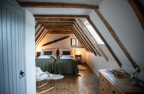 Selkirk Otro | Cosy castle in the Ettrick Forest. Luxury self-catering accommodation for ten.