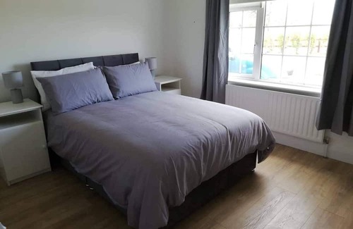 Rosslare Casa | This Rosslare Stand Holiday Home With Five Bedrooms